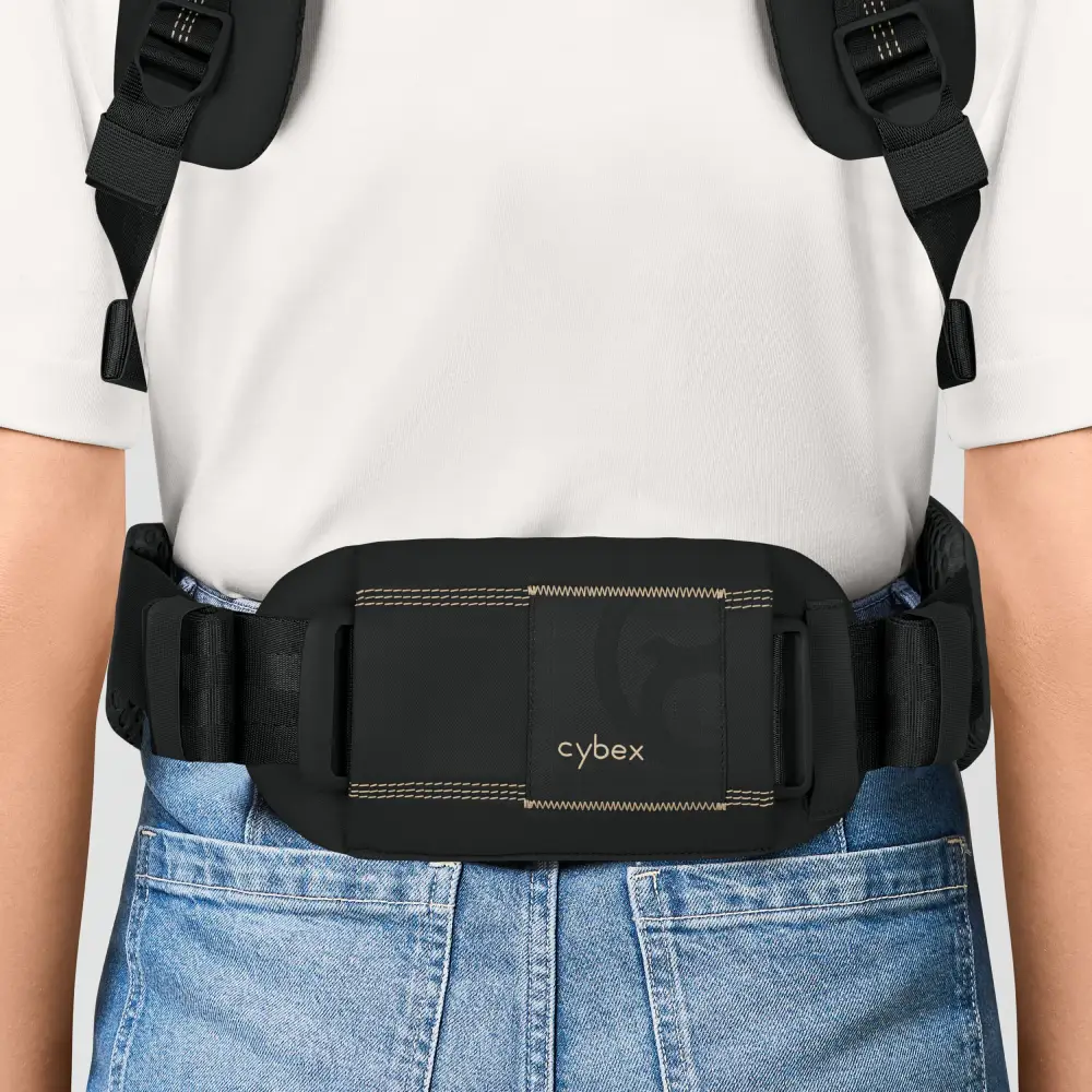 Cybex Laya Bärsele Magic black